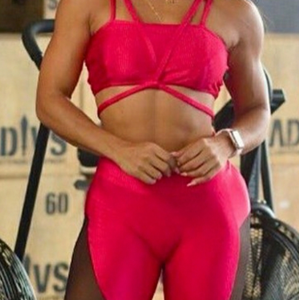 Red/black mesh Brazilian set
